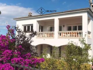 Casa a Cabanyes-Mas Ambrós-Mas Pallí. Impresionante casa con vistas al mar y la montaña en calonge