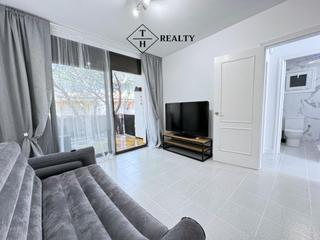 Appartement in Centre-Platja. Reformado y a 5 pasos del mar! apartamento con terraza en playa