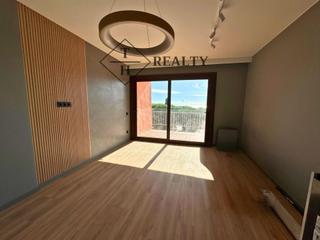 Apartamento en Fenals. Piso en venta con vistas en avenida politur