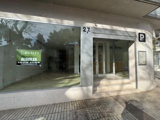 Miete Geschäftsraum in Carrer ciutat de palol 22. Local comercial en segunda línea de mar en platja daro  excelent