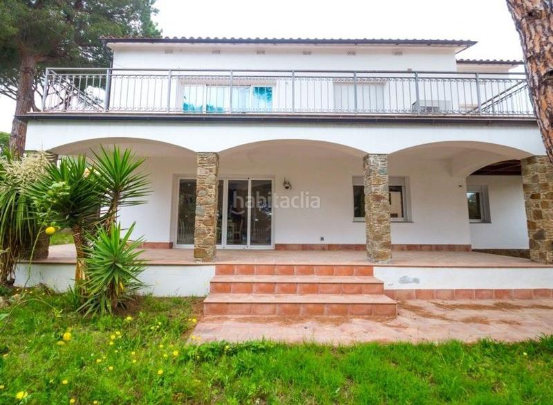 Foto 9263254f-1209-4437-9403-e18bf18bc456. Chalet in calle pompeu fabra 28 in Fenals Platja d´Aro