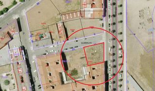 Terreny residencial a Calle Cornalvo 21