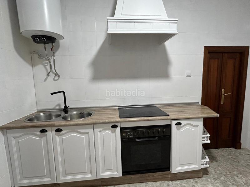 Foto 9e4470df-3860-4384-ba58-d860aeb09e45. Rent house in calle carril san diego 38 in Centro-Calzada-Cabo Noval Sanlúcar de Barrameda