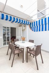 Alquiler Piso en Calle esteban de boutelou 11. Duplex en primera linea de playa