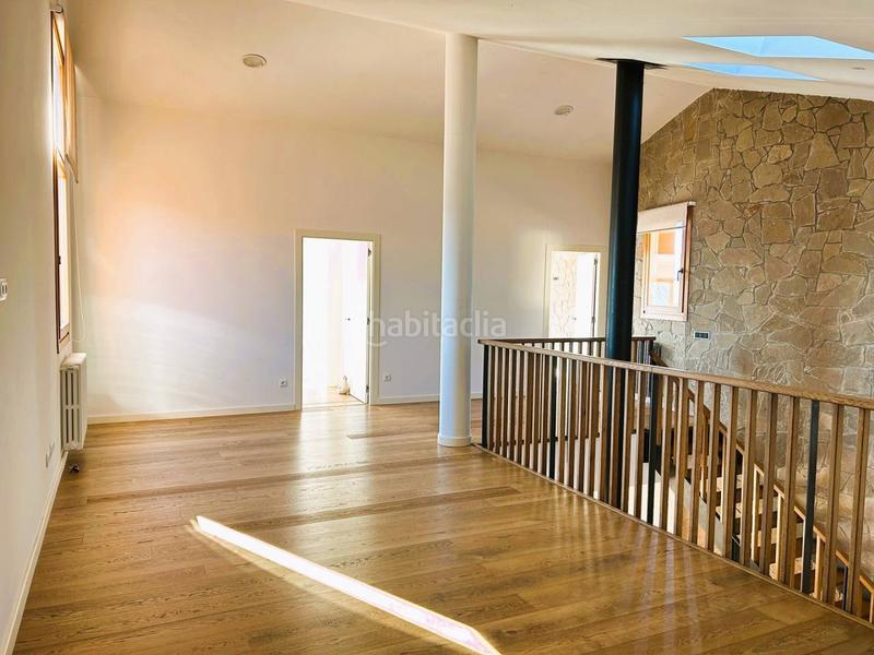 Foto f89d7a9f-622e-48f4-9fbe-9ab5a2c591d1. Chalet  en venta en Sora