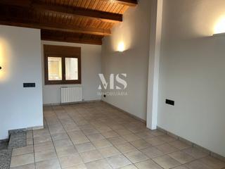 Towny house  Jaume i ´el conqueridor´. Casa totalmente reformada en el centro de vic  ubicación inmejor