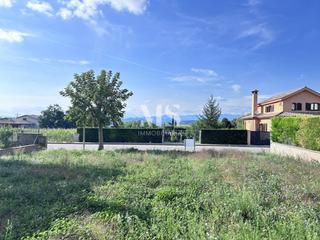 Terreny residencial  Pirineu. Venta de terreno en perafita