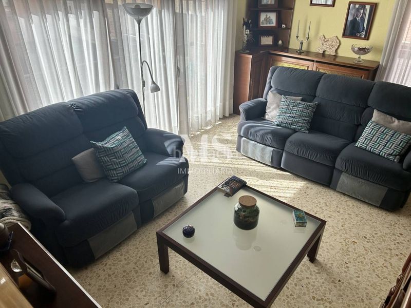 Foto 08505123-94ec-4021-82d1-eee028680586. Casa adossada amb calefacció aparcament a Caputxins-Ambulatori Vic