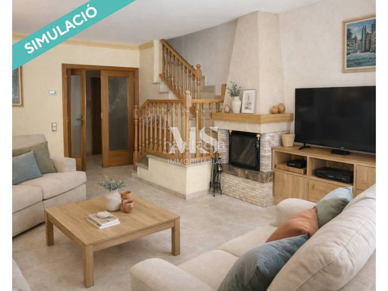 Foto 1e5e6e70-ba4a-4d02-b6b1-82156adba796. Casa adossada amb calefacció aparcament a Caputxins-Ambulatori Vic