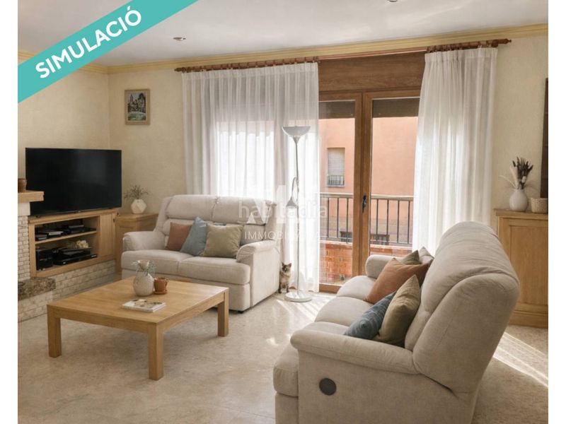 Foto 90d9bbae-7276-47e9-805c-ea554b14c5f6. Casa adossada amb calefacció aparcament a Caputxins-Ambulatori Vic