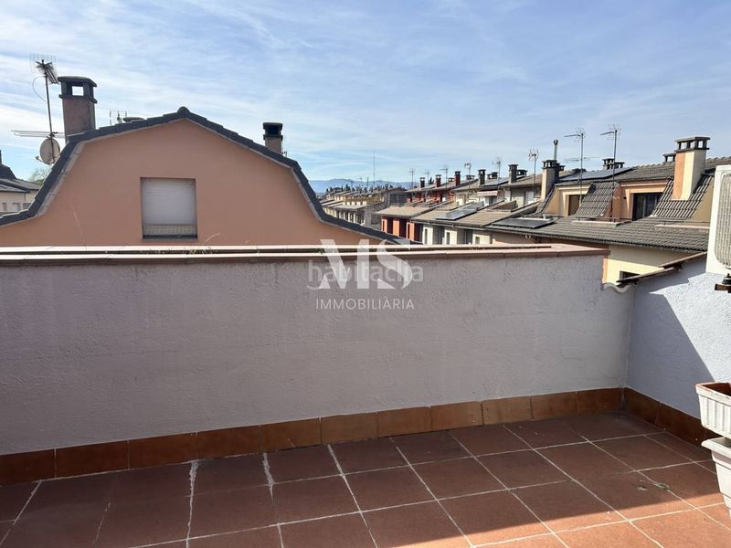 Foto de1c2e20-5871-401a-9244-08b5e987d145. Semi detached house with heating parking in Caputxins-Ambulatori Vic