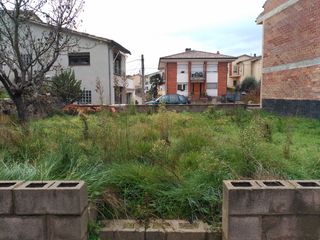 Solar urbano en Carrer raval 48. Terreno en venta avinyó