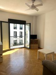 Rent Flat in Calle de josé antonio de armona 18. Alquiler de piso en calle de josé antonio de armona 18