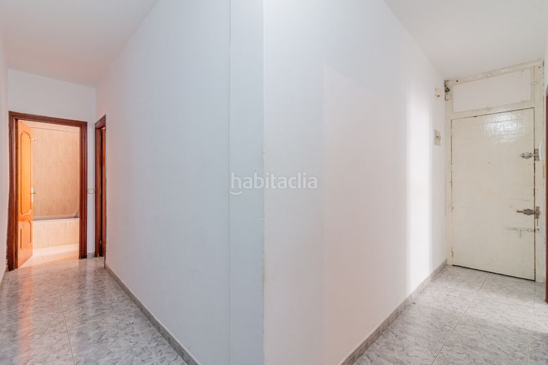 Foto 4e3dd75b-c638-4d56-8161-deb346731f1c. Pis a calle del salitre 34 a Embajadores-Lavapiés Madrid