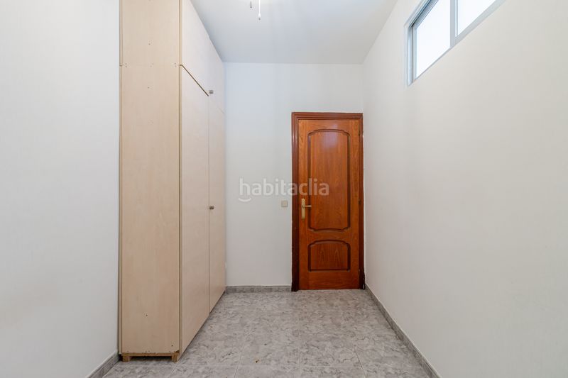 Foto e8223bbb-ccf9-48ff-afc2-66a39f2473d5. Pis a calle del salitre 34 a Embajadores-Lavapiés Madrid