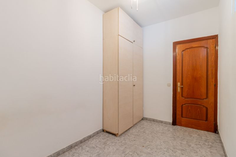 Foto f12cf635-ba27-4ed0-a5ef-763e4c80446c. Pis a calle del salitre 34 a Embajadores-Lavapiés Madrid