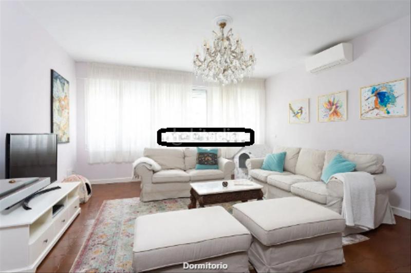 Foto 12a36b59-b2ad-4dec-b500-93dba2c504ad. Chalet dans avenida de bélgica 23 dans Buenavista - Chapatal Santa Cruz de Tenerife