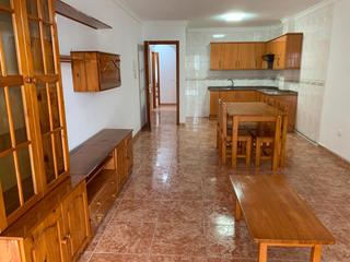 Pis a Calle el tarajal 7. Venta piso en candelaria