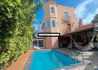 Miete Chalet in Calle tajora 7. Alquiler chalet la quinta