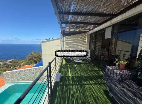Foto 4851d720-182b-4c72-9564-6a5fe84ed665. Casa aparellada amb aparcament piscina a Cuesta de la Villa Santa Úrsula