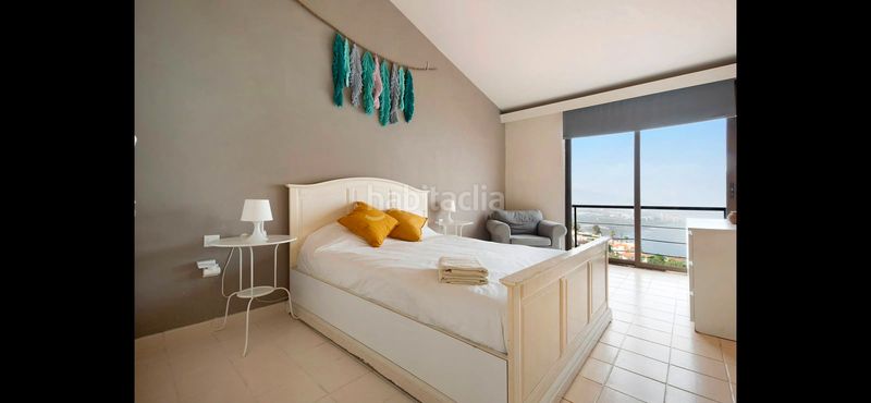 Foto fa6454af-c718-435d-a47f-fd68160675b6. Casa aparellada amb aparcament piscina a Cuesta de la Villa Santa Úrsula