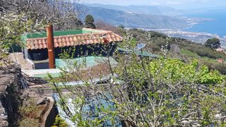 Rural plot in Calle los casta?os 34. Venta terreno con vivienda en santa úrsula