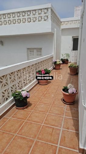 Foto 4ccded3a-0e4a-4151-afe8-a78c27b844b4. Casa adossada a calle arguayo 11 a Guancha (La)