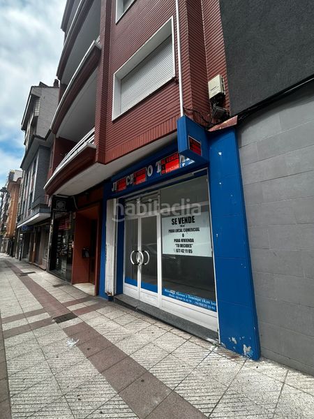 Foto b4ae8d64-5d8b-4f23-8ec0-f8d09c6fd252. Local comercial a Centro Avilés