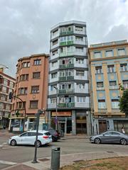 Pis  Calle de llano ponte. Piso amplio y económico de tres dormitorios en avilés