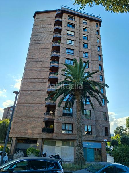 Foto 3631b200-67a0-4b1c-922f-55b25dc922af. Piso  zona parque isabela católica, el molinón, las mestas, playa y altura altura en Gijón