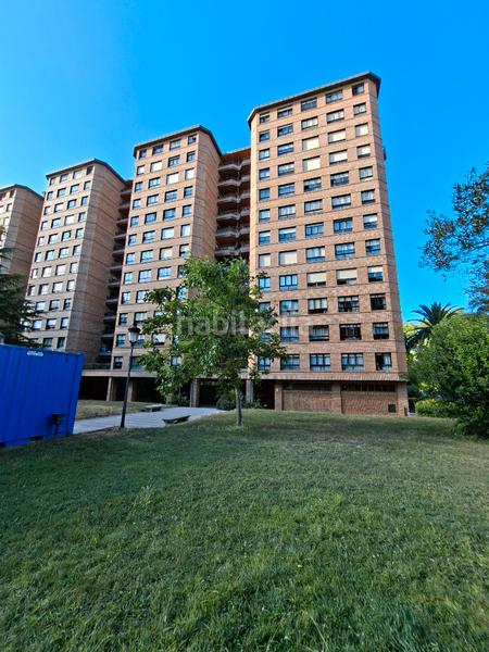 Foto eac96e05-3e70-438f-8571-f3d88138d767. Piso  zona parque isabela católica, el molinón, las mestas, playa y altura altura en Gijón