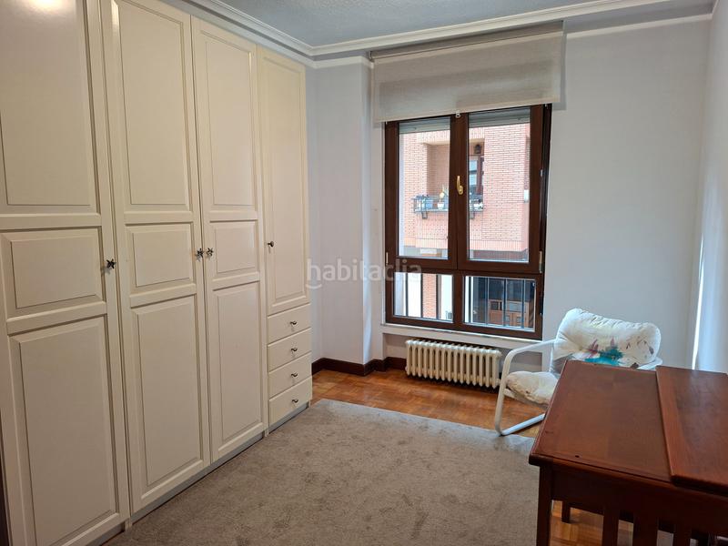 Foto 91ab376e-aeb9-4dc4-8490-1e77810fdac8. Etagenwohnung mit heizung parking in Centro Avilés