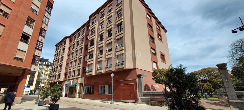 Foto 9d4c5586-7bdf-4684-b52b-e95225dfdb38. Etagenwohnung mit heizung parking in Centro Avilés