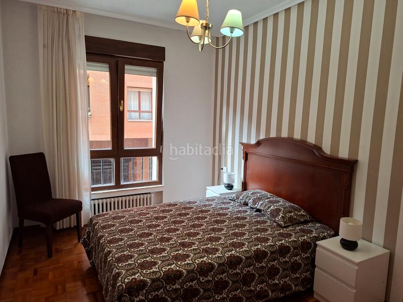 Foto fe2df1bd-9fad-4da3-809d-3e45eddd8e1f. Etagenwohnung mit heizung parking in Centro Avilés