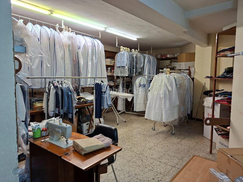 Foto e3d183a8-51c0-41e6-8744-4be646a02313. Local comercial a calle cabruñana 2 a Centro Avilés