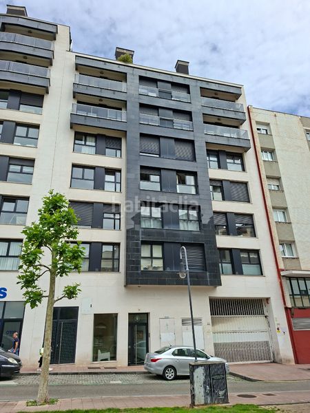 Foto 13245dde-1f75-47e3-9ff5-c5f5e495e65c. Miete appartement mit heizung parking in Centro Avilés
