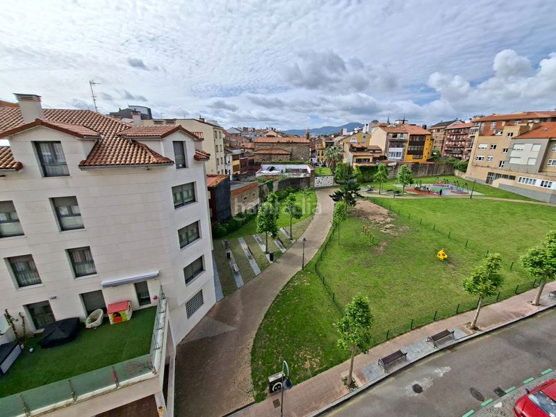 Foto e61b0ff2-0785-44c9-bd09-d41ba3f55a4e. Miete appartement mit heizung parking in Centro Avilés