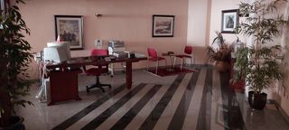 Oficina  Calle gonz�lez abarca. Estupendas oficinas de 140 m2 en venta o alquiler en avil�s, ast