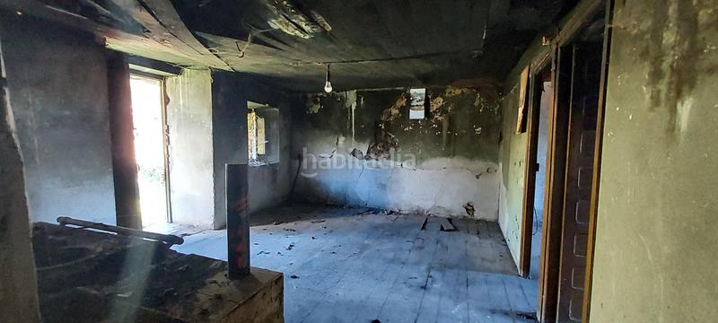 Foto a868a27a-5b46-4596-af75-496629f05a97. Casa adossada a lugar de las tablas 16 a Pravia