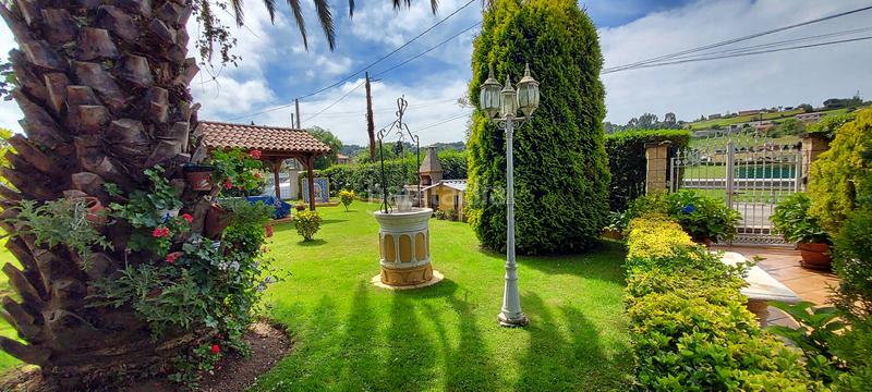 Foto e40cfa27-b89a-44d9-9a5c-edfce4806a2a. Chalet in ct-1 225 in Santa María del Mar - El Puerto Castrillón