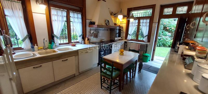 Foto 78e3409a-a758-41f4-b60b-e8b2bd37a2e3. Masia a n/a a Salas