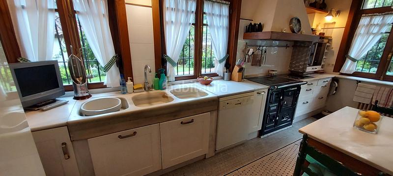 Foto c217ac5f-fadd-4417-803b-1383c8b144a9. Masia a n/a a Salas