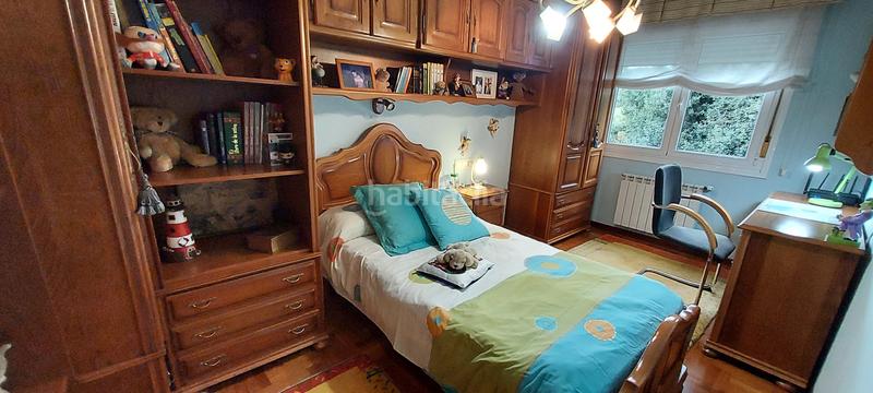 Foto 50b2146d-89c9-4c94-9bb3-88a68d36d398. Casa adossada amb calefacció aparcament a El Carbayedo - El Quirinal Avilés