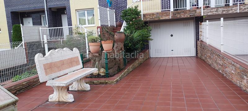Foto 82533737-36fd-4e43-adc1-3e0d5a9e9528. Casa adossada amb calefacció aparcament a El Carbayedo - El Quirinal Avilés