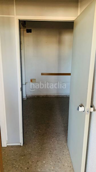 Foto 4259f499-1a5b-48f4-b243-60c0f0cf9355. Alquiler nave industrial en carrer ciutat de sevilla 36a alq. nave nave plg fte del jarro.mfj136 en Paterna