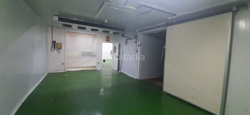 Foto b7ba40c3-5153-43bd-8af1-0d66ec0ef6a6. Capannone industriale in carrer 42 16 in Catarroja