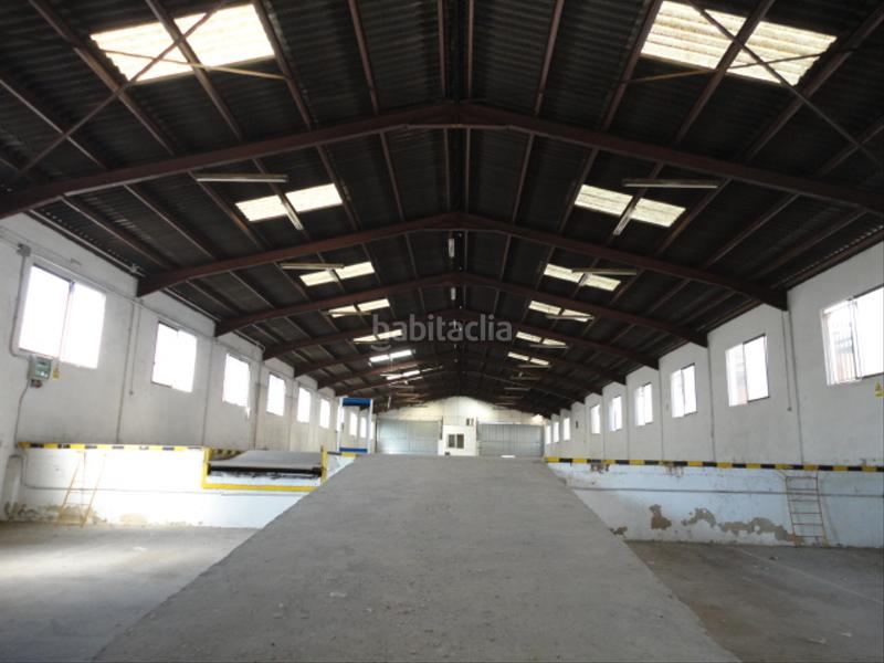 Foto 9ec13f4f-2470-4c36-8776-65c930dac217. Location bâtiment à usage industriel dans camino hondo rambleta 8c dans Xirivella