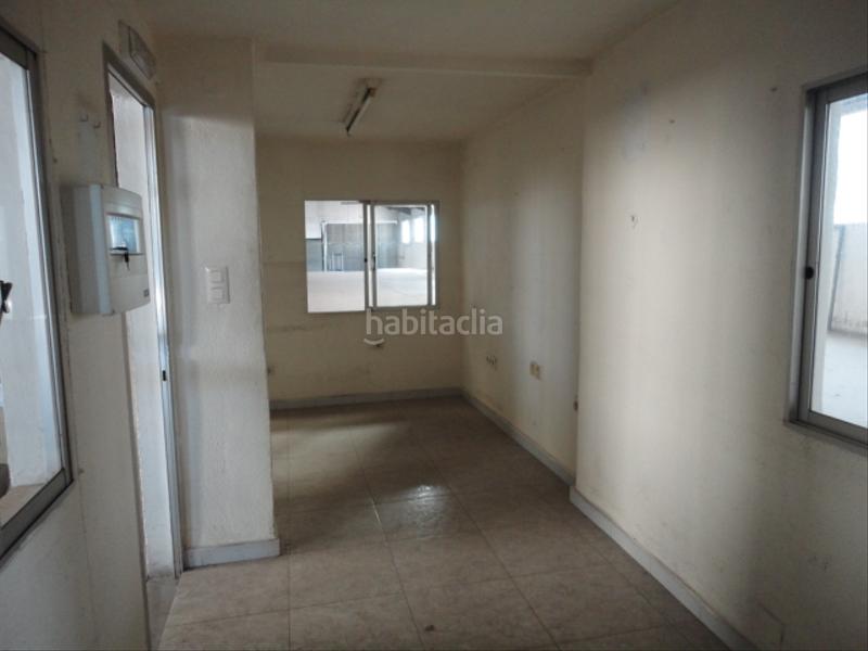 Foto b75e7106-ea6d-4914-a65f-424d57547bb4. Location bâtiment à usage industriel dans camino hondo rambleta 8c dans Xirivella