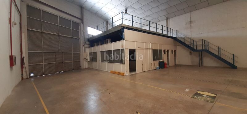 Foto bc4dac8f-efb8-44bf-9e45-627cc511e2e8. Location bâtiment à usage industriel dans carrer del poligon 36 dans Aldaia