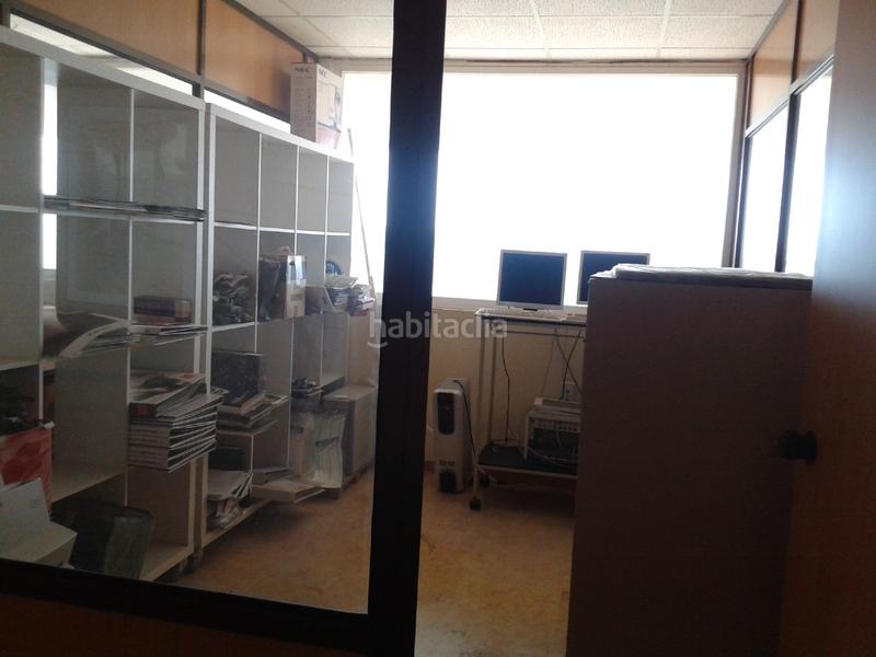 Foto eda04d2c-32c3-4ac9-9b18-451ef5513172. Location bâtiment à usage industriel dans camí vell d'albal 69 dans Beniparrell